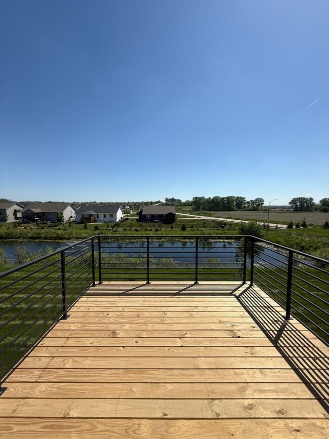 Building Photo - Luxury New Construction Home - Gorgeous Po...