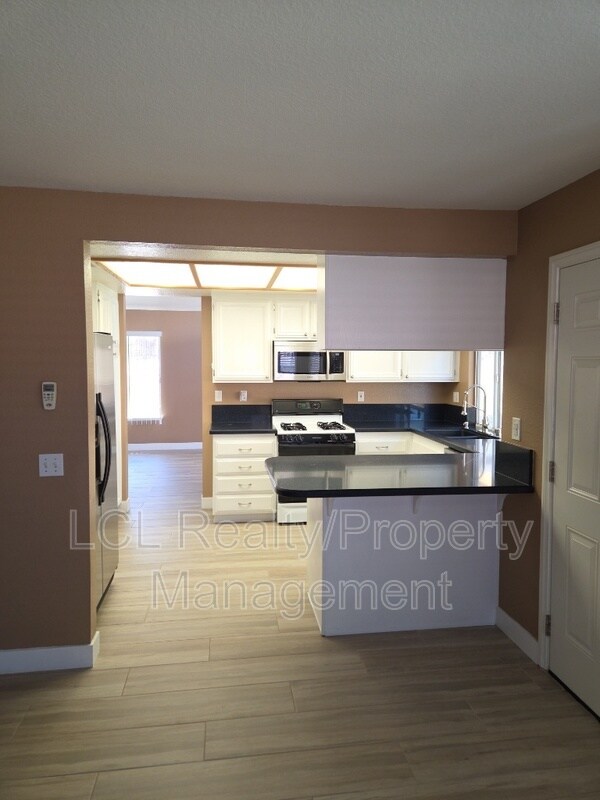 Building Photo - 22817 Windwood Ln