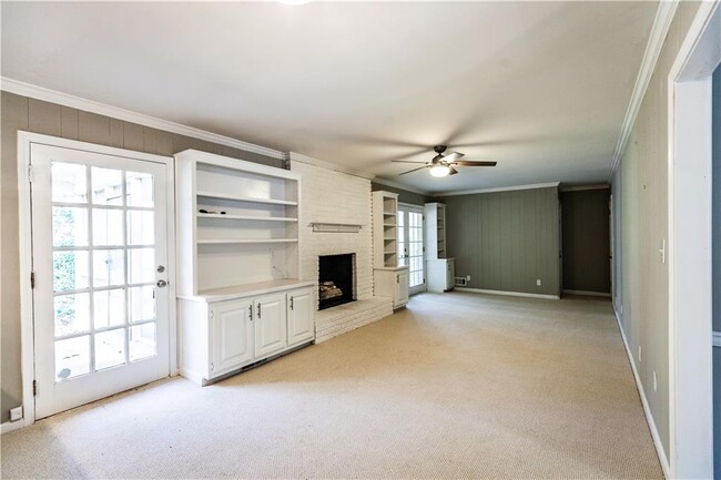 Building Photo - 2418 Sagamore Hills Dr