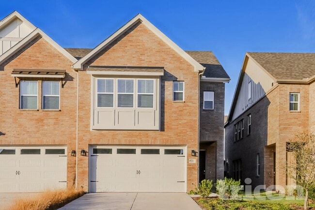 Building Photo - 3031 Whitetail Ln