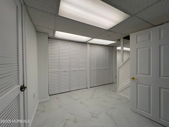 Building Photo - 699 Tennent Rd