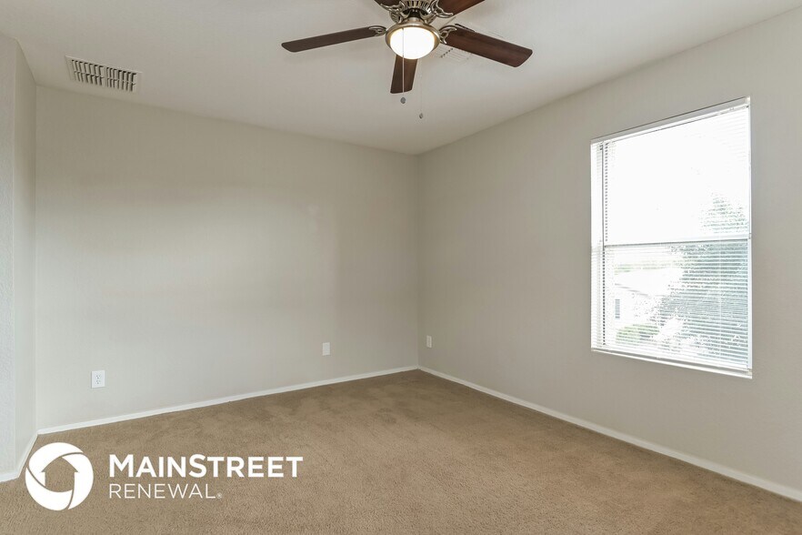 Building Photo - 7080 S Dunnock Dr