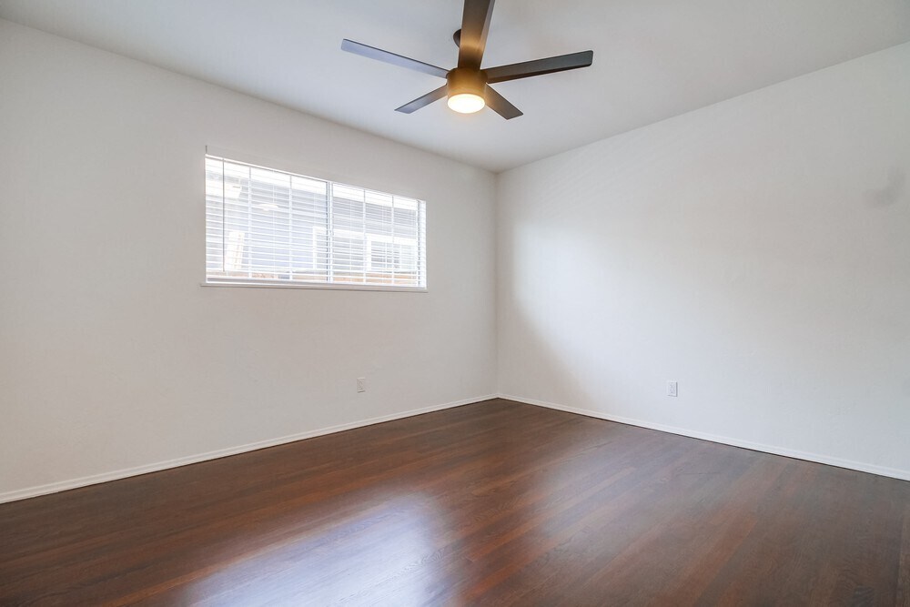 Larger bedroom with tons of natural light - 2646 Violet St
