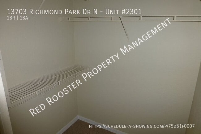 Building Photo - 13703 Richmond Park Dr N