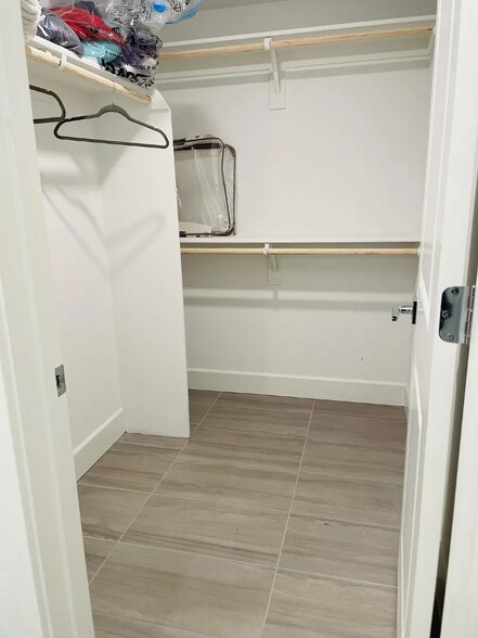 Building Photo - 169 Cider Cir