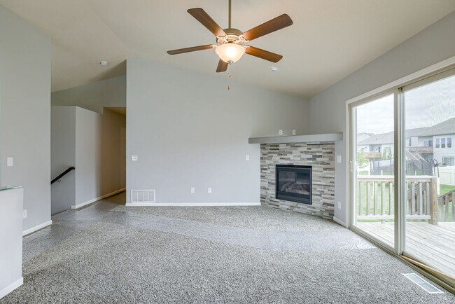 Building Photo - Must See In Whitetail Creek!!