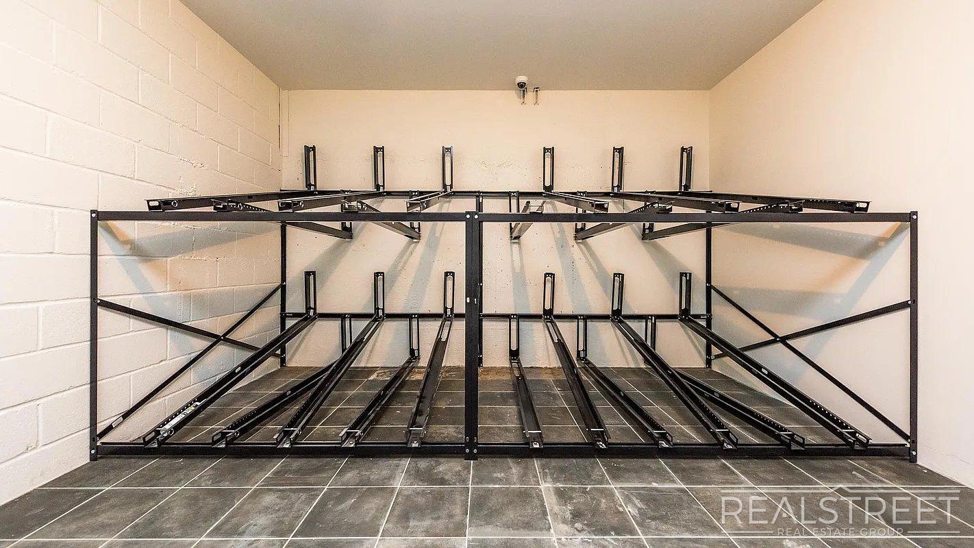 Building Photo - Duffield Street