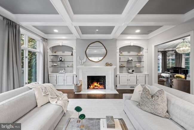 Building Photo - 8305 Fox Haven Dr