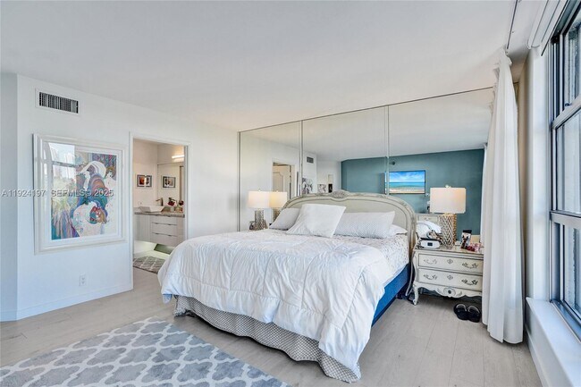 Building Photo - 3400 NE 192 St