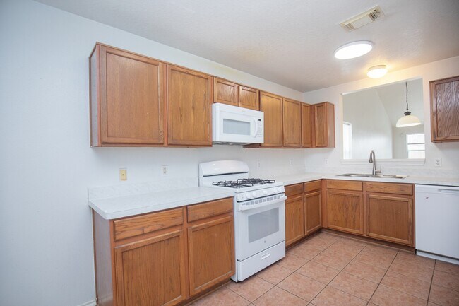 Building Photo - 10447 Sugar Sands Ct