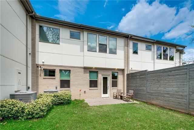 Building Photo - 2222 N Prairie Ave