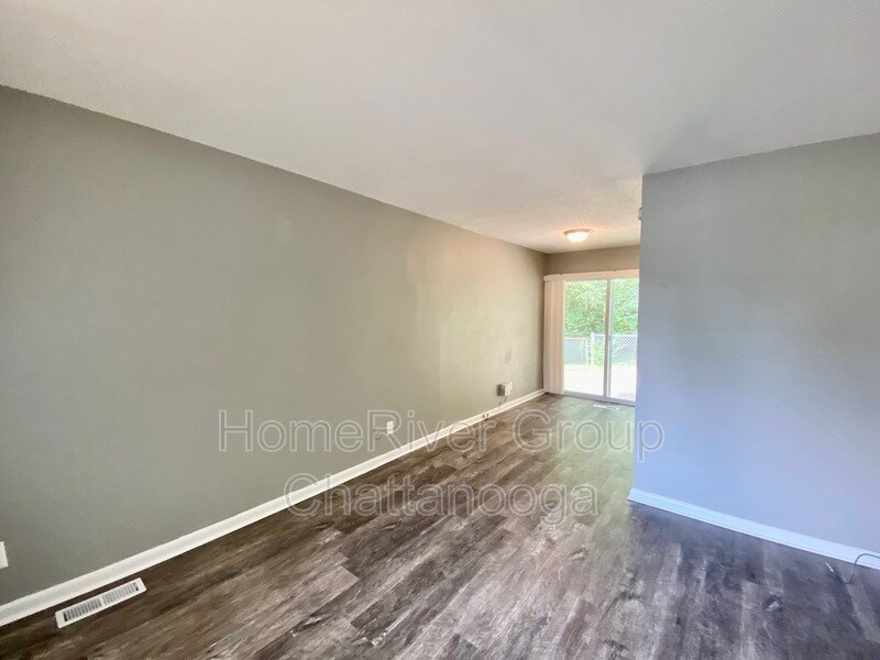 Building Photo - 6410 Archer Rd