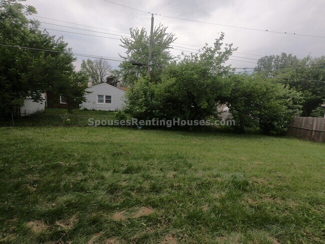 Building Photo - 5362 Falcon Ln