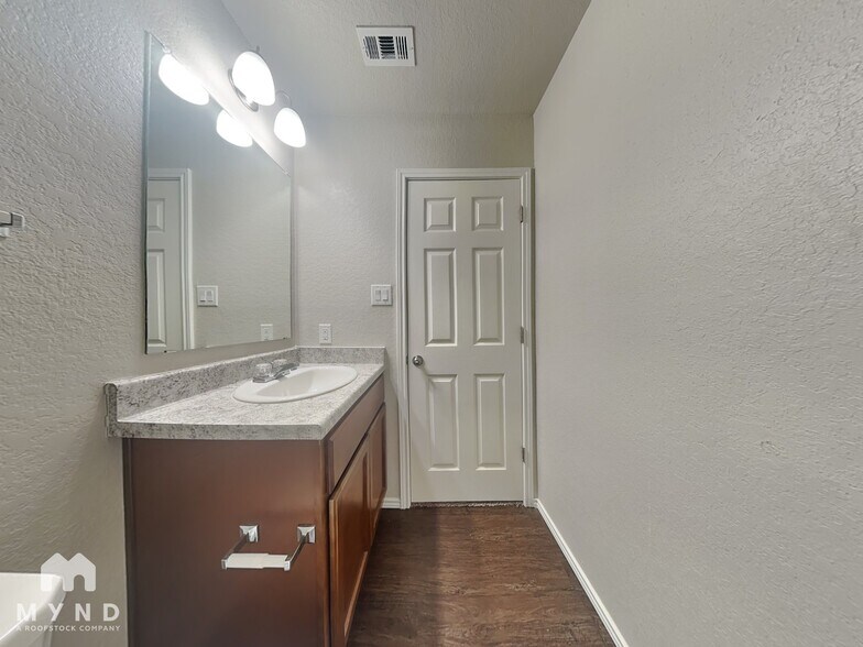 Building Photo - 3724 Colemans Run