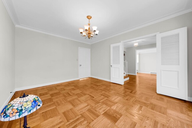 Building Photo - Gorgeous Golden Gate Heights home with gar...
