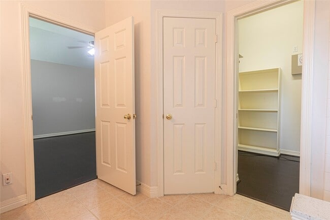 Building Photo - 11518 Amber Canyon Dr