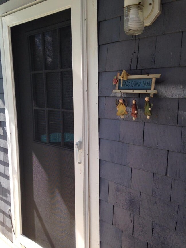 Building Photo - 155 Union St