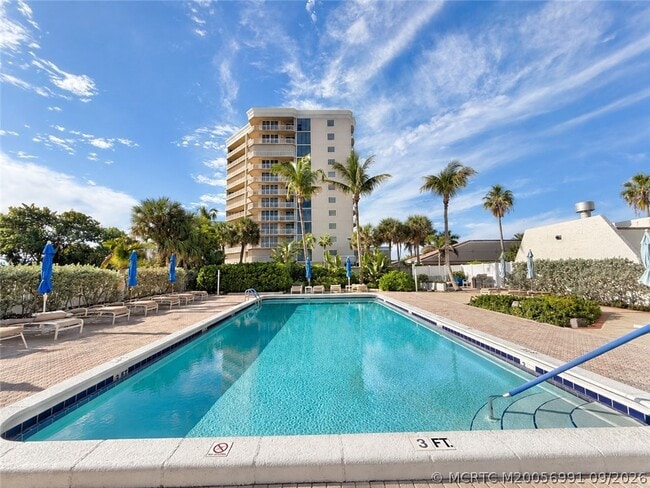 Building Photo - 3100 N Hwy A1A