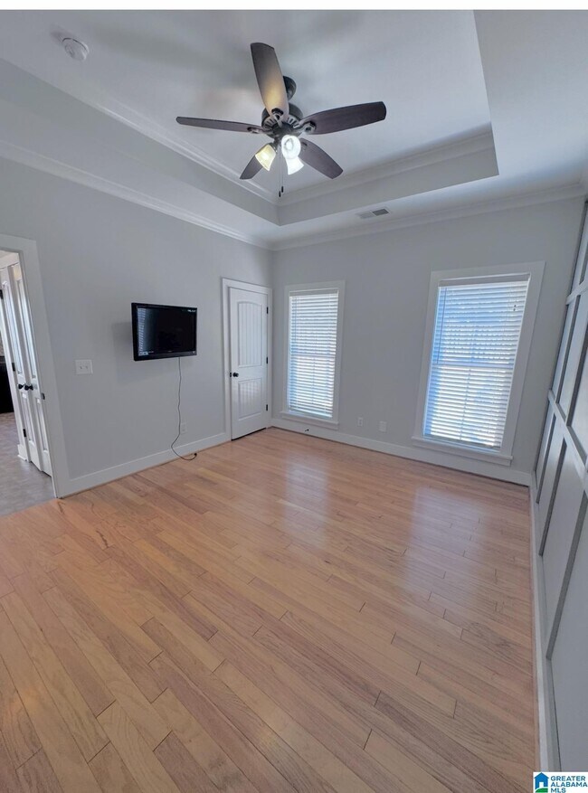 Building Photo - 102 Kingston Ct