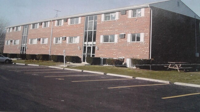 Primary Photo - 5502 Trenton Ct