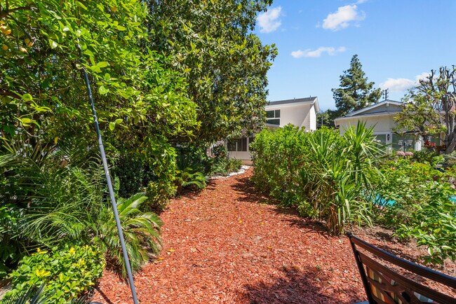 Building Photo - 17812 Parthenia St