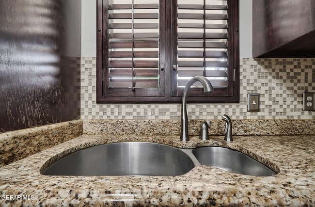 Building Photo - 12272 Tierra Pez Way