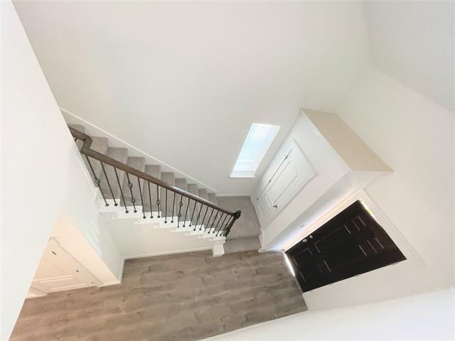 Building Photo - 2025 Dove Creek Ln