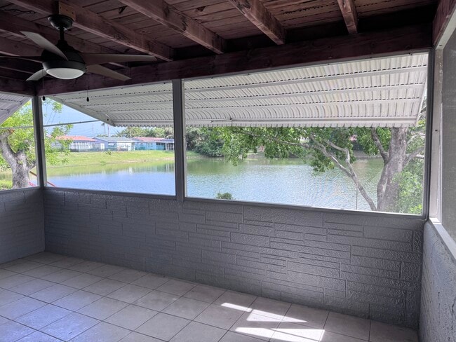 Building Photo - 2616 NW 49th St