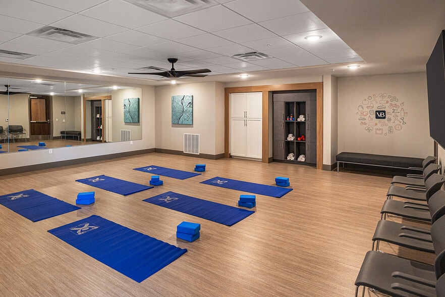 VivaBeneStPeters - Yoga Studio - Viva Bene 55+ Active Adult Apartment Homes