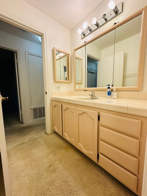 Building Photo - 5829 San Juan Ave