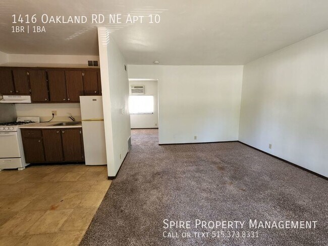 Building Photo - NE 1 Bedroom, Private Entry Small Pets Wel...