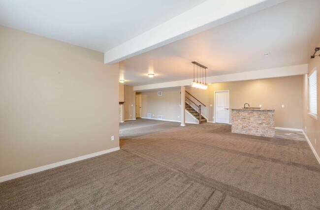 Building Photo - Stunning 3-Bed, 3-Bath Retreat with dedica...