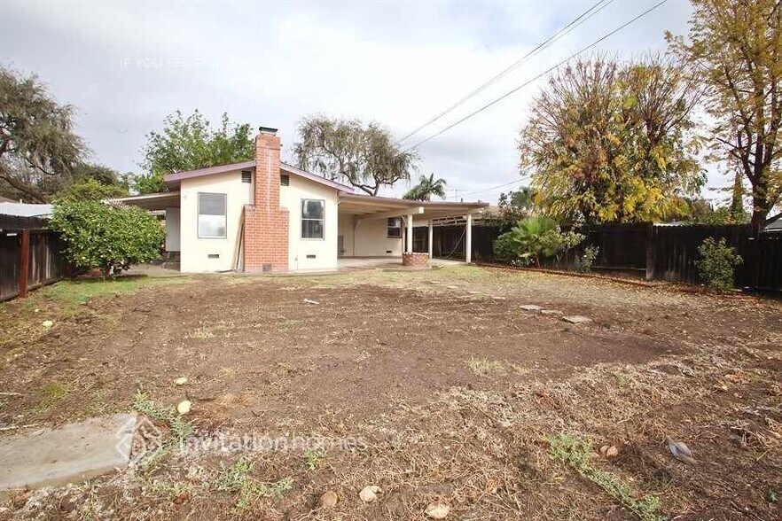 Building Photo - 720 Highlander Ave