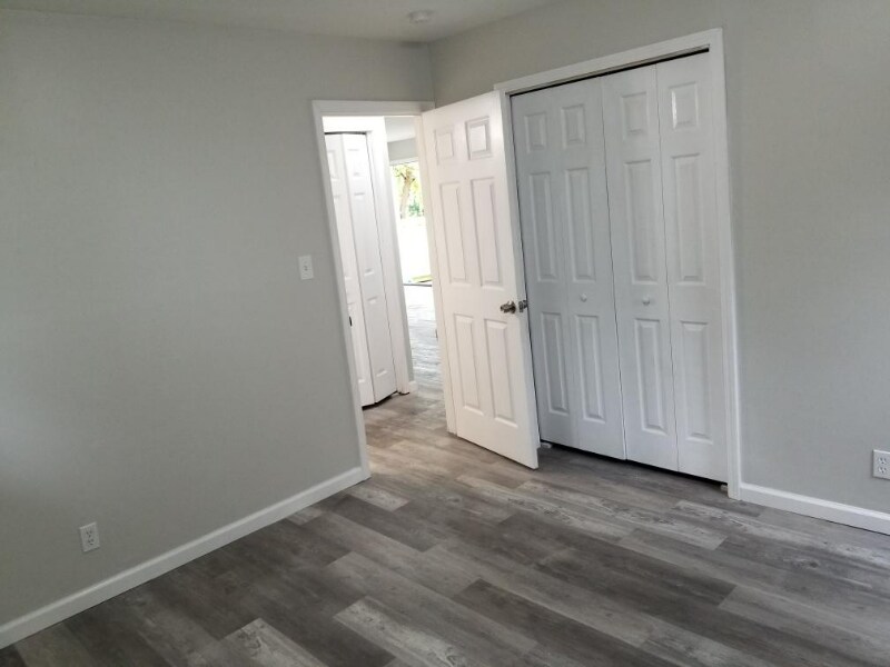 Building Photo - 21901 Sloman St