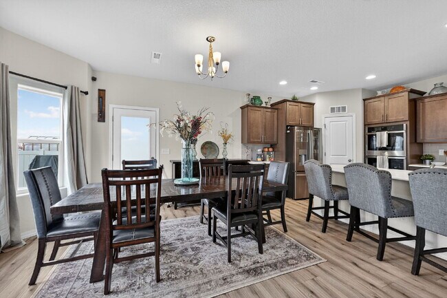 Building Photo - "Spacious 4-Bed Sanctuary with 3.5 Baths in Fountain, CO – Your Perfect Home Awaits!"