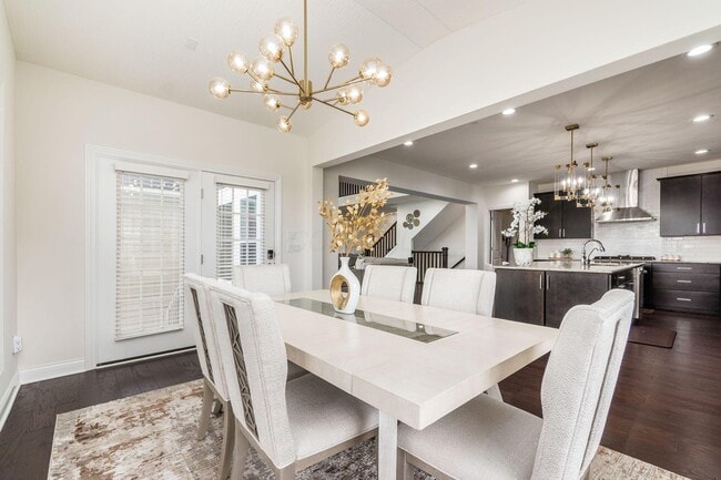 Building Photo - 5962 Laurel Ln