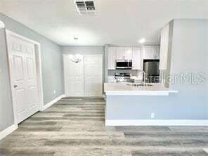 Building Photo - 3802 Bay Club Cir