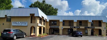 Building Photo - 5008 Manatee Ave W