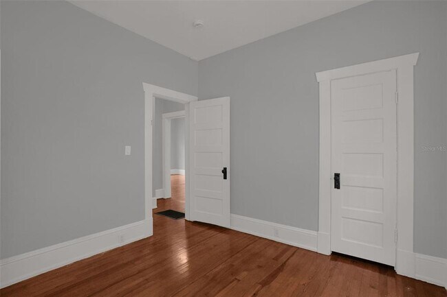 Building Photo - 1629 Ferris Ave