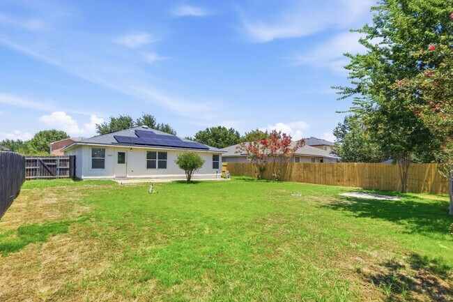 Building Photo - Charming 3 bedroom Home in Hutto!