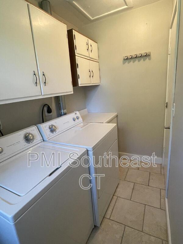 Building Photo - 22 Luce Ave