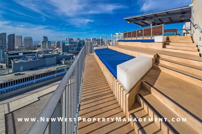 Building Photo - Modern Icon one bedroom in the heart of East Village! Small Pet OK! Available Now! 1 Pkng Space I...