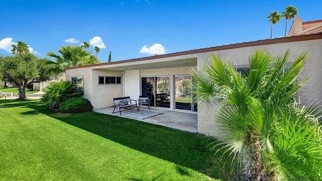 Building Photo - 80071 Palm Cir Dr