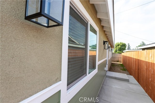 Building Photo - 638 W Glen Lyn Dr