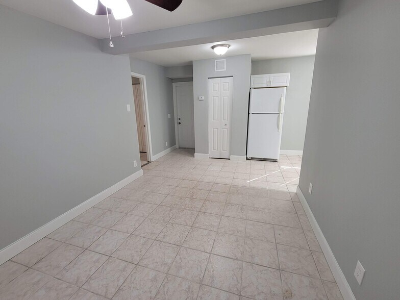 Building Photo - 6150 61st St