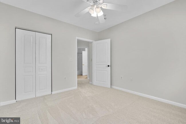 Building Photo - 12915 Alton Square