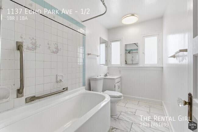 Building Photo - 1137 Echo Park Ave