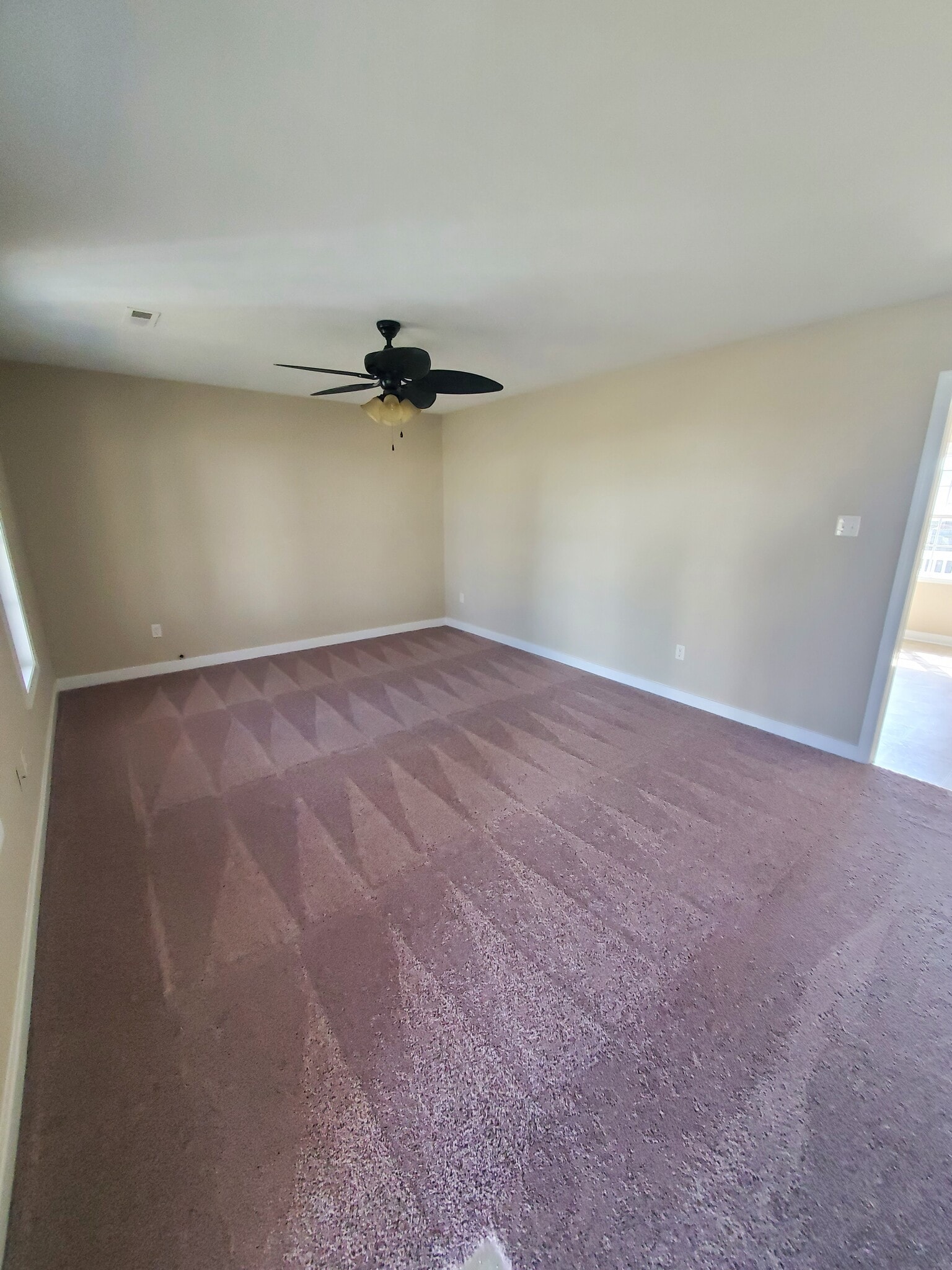 Building Photo - 7035 Evergreen Rd