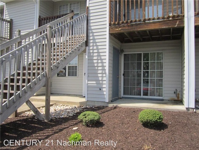 Primary Photo - 2 br, 1 bath House - 3752 A Towne Point Road