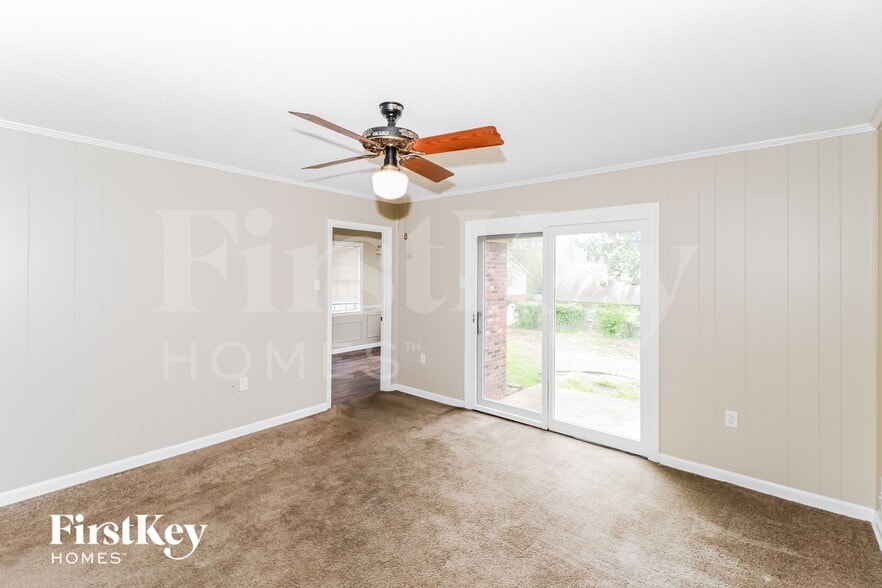 Building Photo - 5373 Banbury Ave